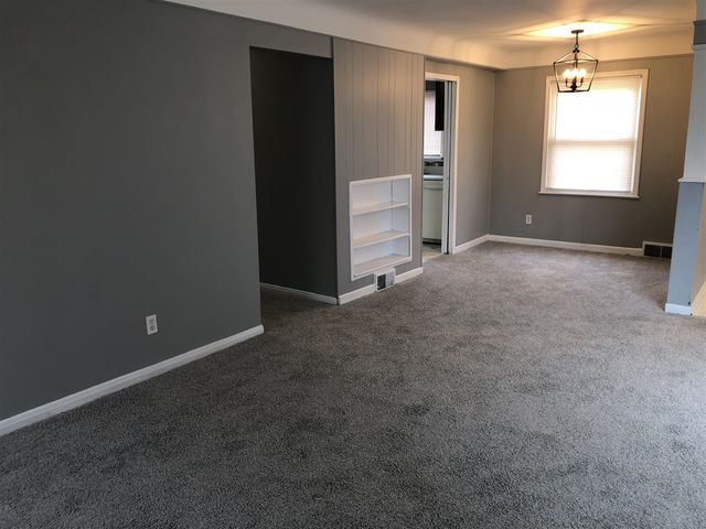 20503 Centralia, Redford, MI 48240