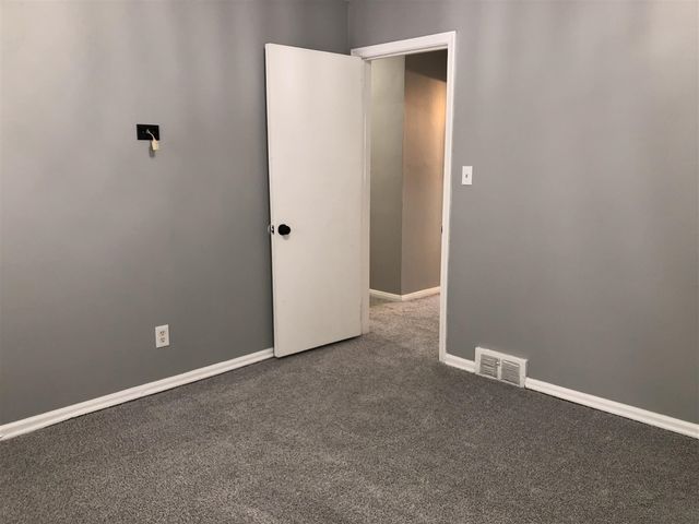 20503 Centralia, Redford, MI 48240