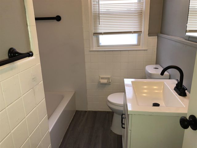 20503 Centralia, Redford, MI 48240