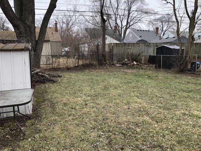 20503 Centralia, Redford, MI 48240