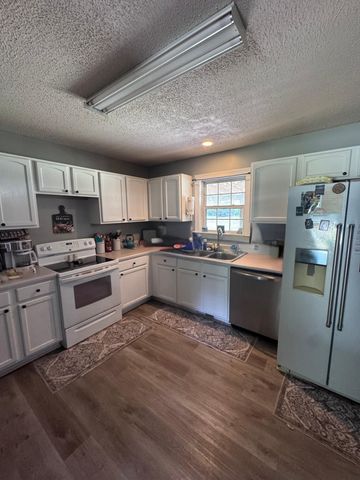 364 Pond Town Road, Hampton, SC 29924