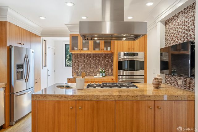 1135 Portola Drive, San Francisco, CA 94127