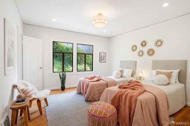 1135 Portola Drive, San Francisco, CA 94127