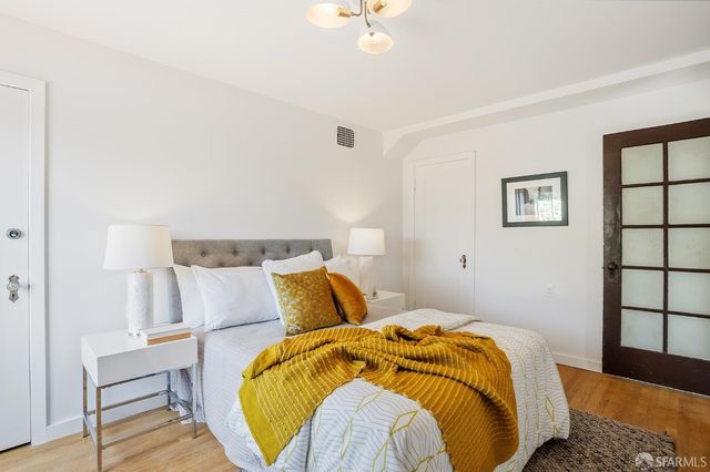 1135 Portola Drive, San Francisco, CA 94127