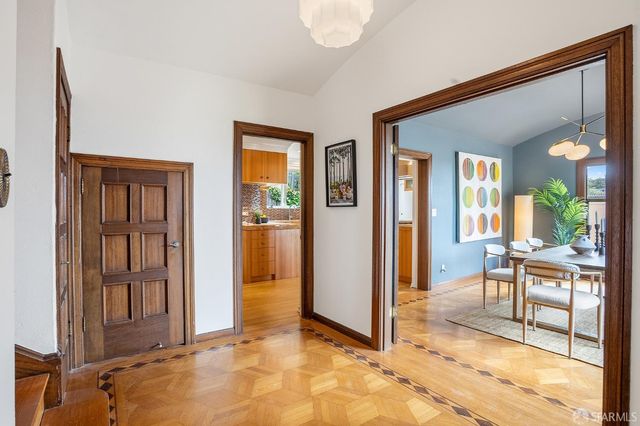 1135 Portola Drive, San Francisco, CA 94127