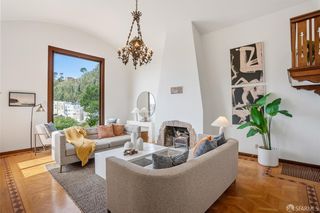 1135 Portola Drive, San Francisco, CA 94127