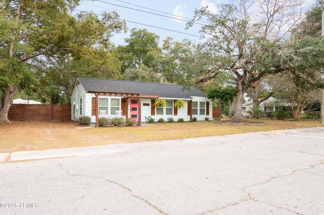 2703 Jones Avenue, Beaufort, SC 29902