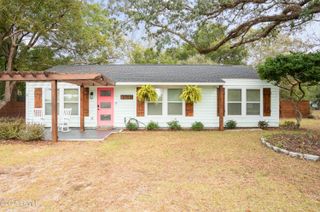 2703 Jones Avenue, Beaufort, SC 29902