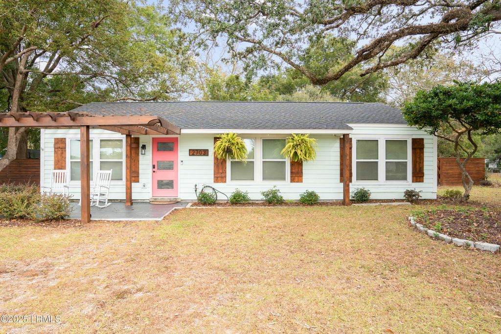 2703 Jones Avenue, Beaufort, SC 29902