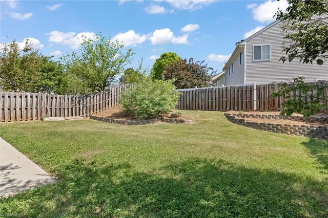 5011 Emberly Drive, Mcleansville, NC 27301