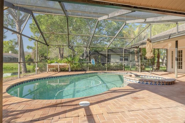 470 HICKORYNUT AVENUE, Oldsmar, FL 34677