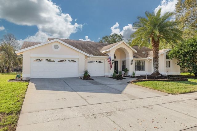 470 HICKORYNUT AVENUE, Oldsmar, FL 34677