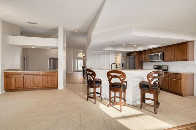 470 HICKORYNUT AVENUE, Oldsmar, FL 34677