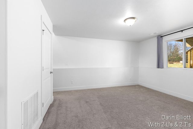 749 Pine Ridge Drive, Belding City, MI 48809