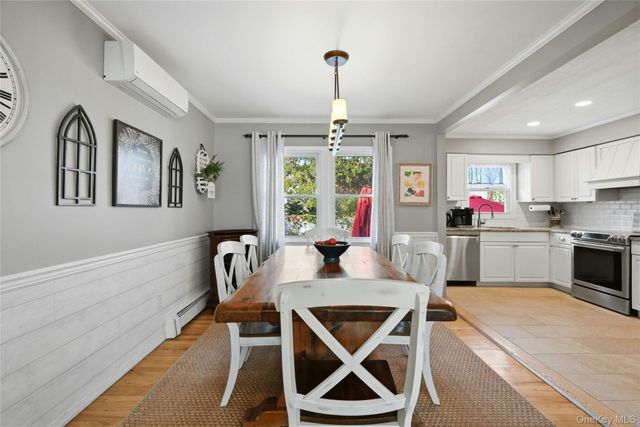 6 Butler Place, Northport, NY 11768