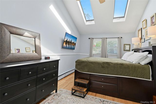 6 Butler Place, Northport, NY 11768