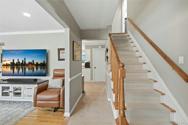 6 Butler Place, Northport, NY 11768