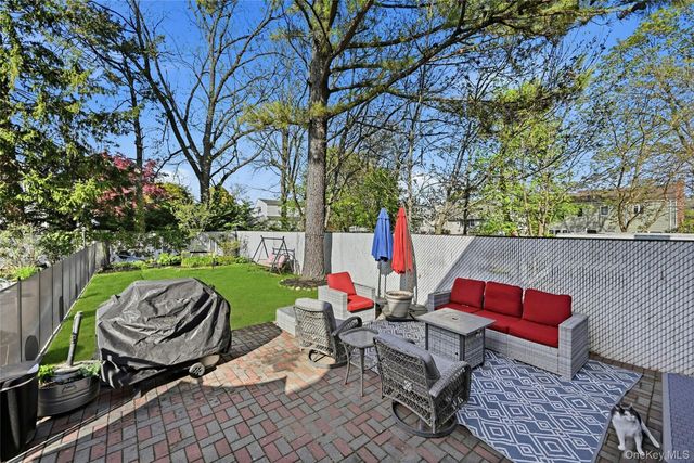 6 Butler Place, Northport, NY 11768