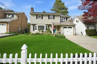 6 Butler Place, Northport, NY 11768