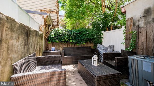 602 CLYMER ST, Philadelphia, PA 19147