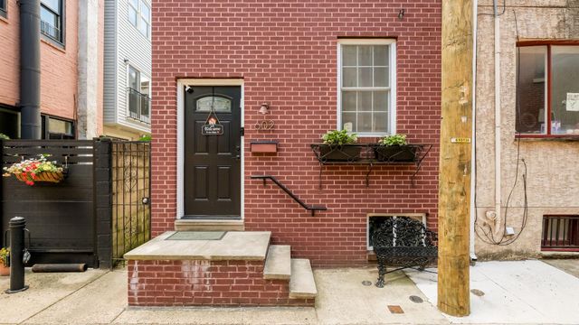 602 CLYMER ST, Philadelphia, PA 19147