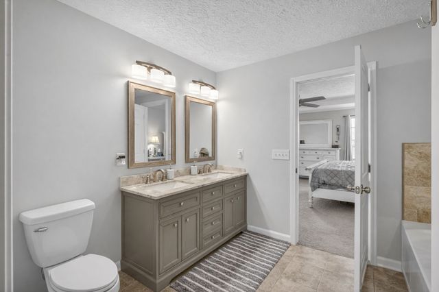 76 Suggs Dr, Lebanon, TN 37087