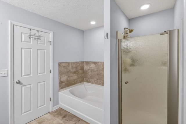 76 Suggs Dr, Lebanon, TN 37087