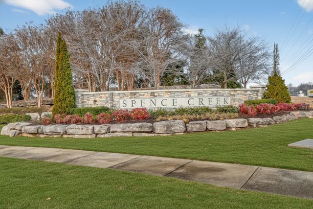 76 Suggs Dr, Lebanon, TN 37087