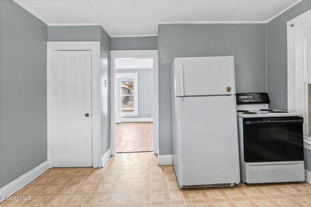 1526 5th Avenue, Watervliet, NY 12189