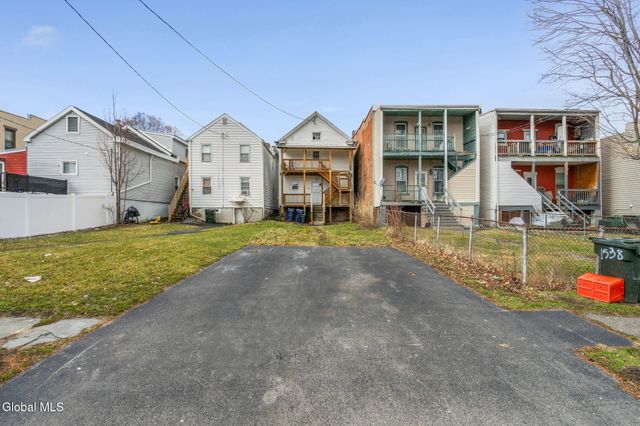 1526 5th Avenue, Watervliet, NY 12189