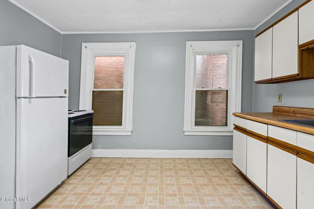 1526 5th Avenue, Watervliet, NY 12189