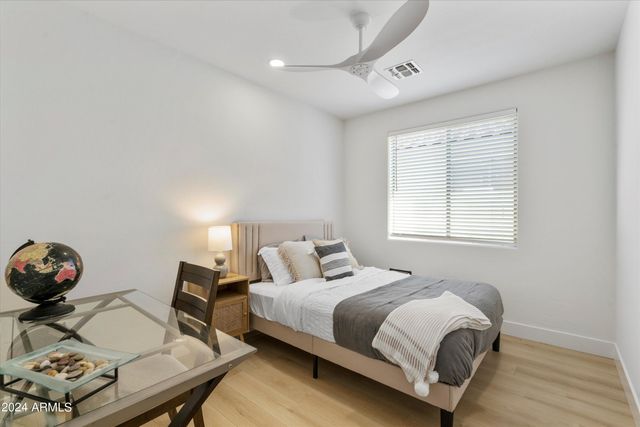 1084 E SUSAN Lane, Tempe, AZ 85288