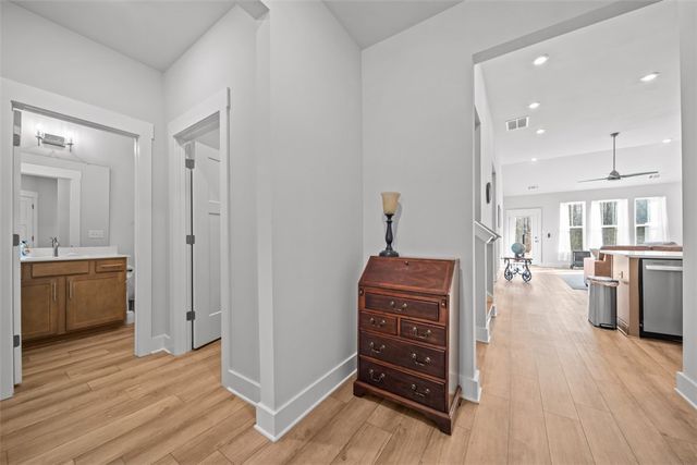 327 Grange Valley Lane, Central, SC 29630