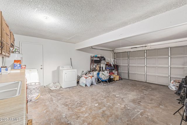 6718 W CATALINA Drive, Phoenix, AZ 85033