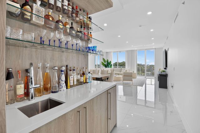 495 E Royal Palm Road 601, Boca Raton, FL 33432