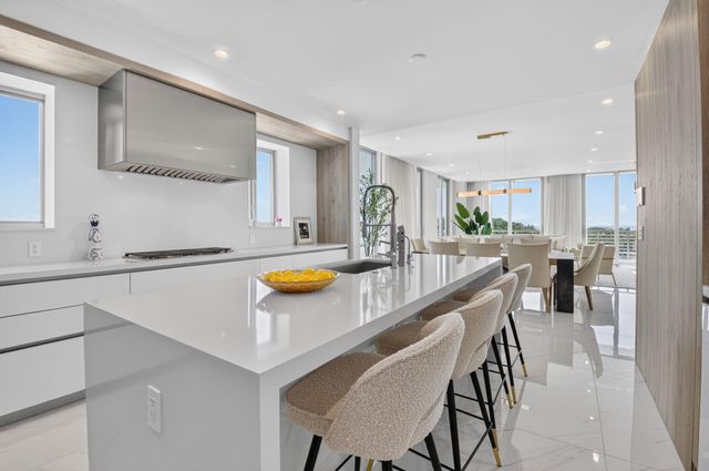 495 E Royal Palm Road 601, Boca Raton, FL 33432