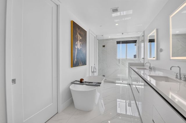 495 E Royal Palm Road 601, Boca Raton, FL 33432