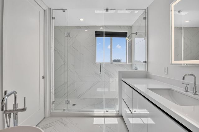 495 E Royal Palm Road 601, Boca Raton, FL 33432