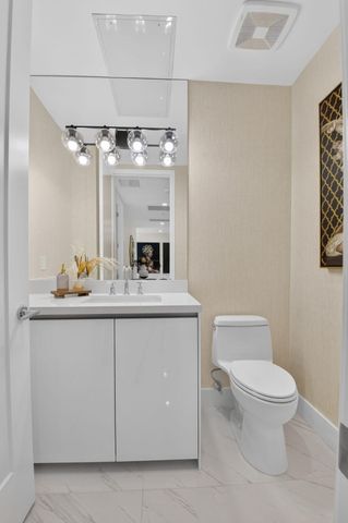 495 E Royal Palm Road 601, Boca Raton, FL 33432