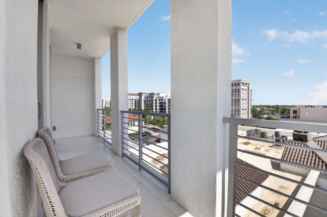 495 E Royal Palm Road 601, Boca Raton, FL 33432