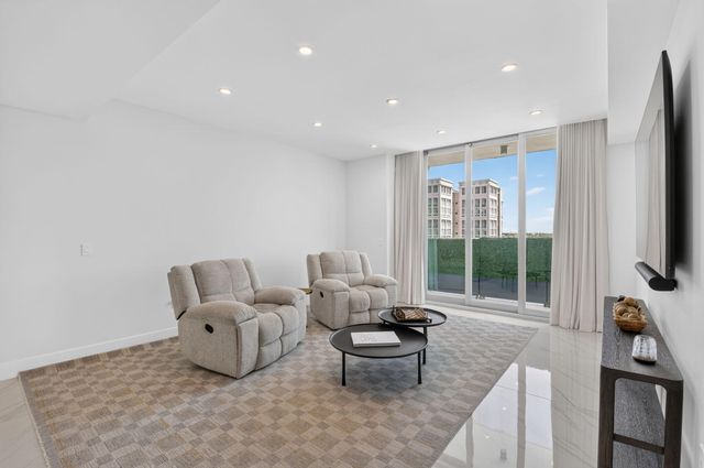 495 E Royal Palm Road 601, Boca Raton, FL 33432