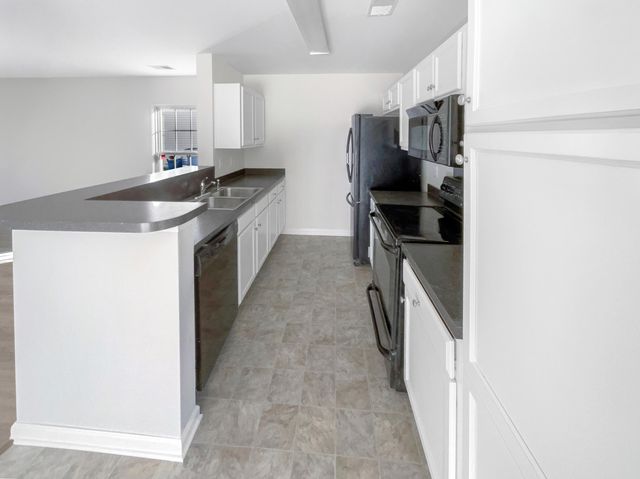 8737 Red Oak Drive, Charleston, SC 29406