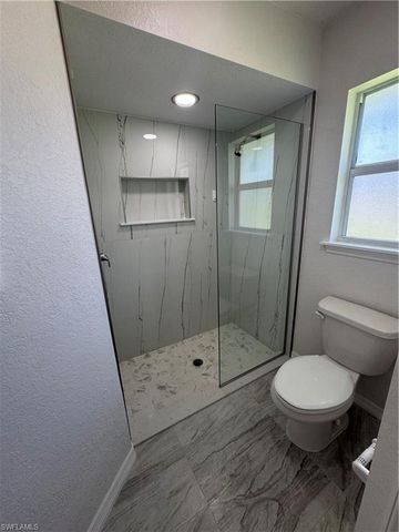 4426 SW Santa Barbara PL, Cape Coral, FL 33914