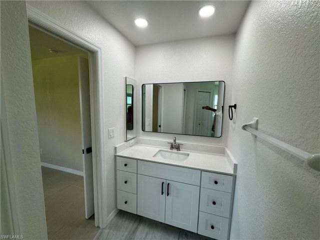 4426 SW Santa Barbara PL, Cape Coral, FL 33914