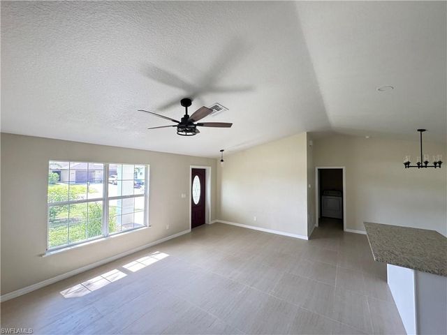 4426 SW Santa Barbara PL, Cape Coral, FL 33914