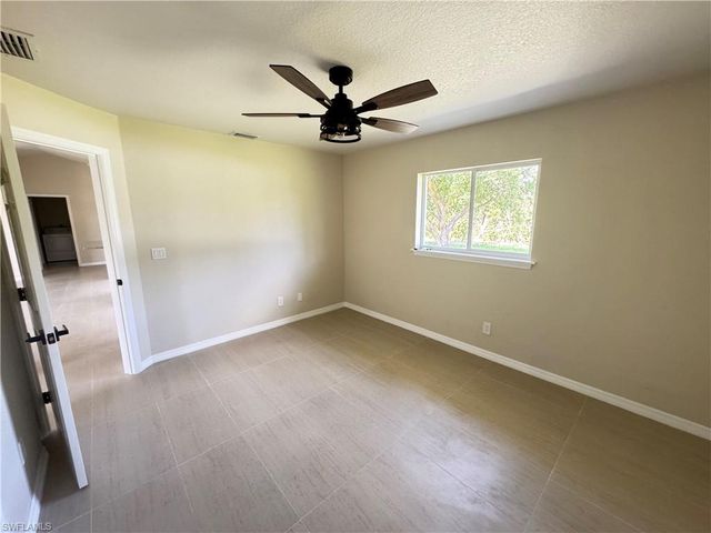 4426 SW Santa Barbara PL, Cape Coral, FL 33914