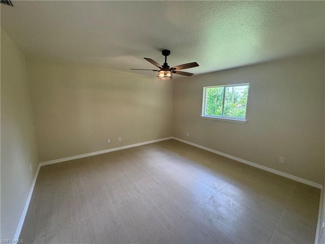 4426 SW Santa Barbara PL, Cape Coral, FL 33914
