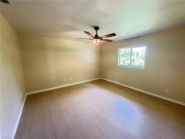 4426 SW Santa Barbara PL, Cape Coral, FL 33914