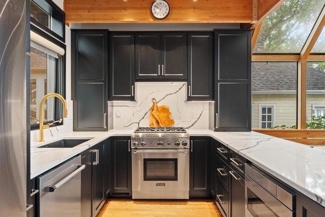 4 Dartmouth ROAD, Williams Bay, WI 53191