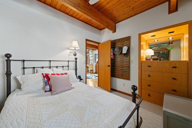 4 Dartmouth ROAD, Williams Bay, WI 53191